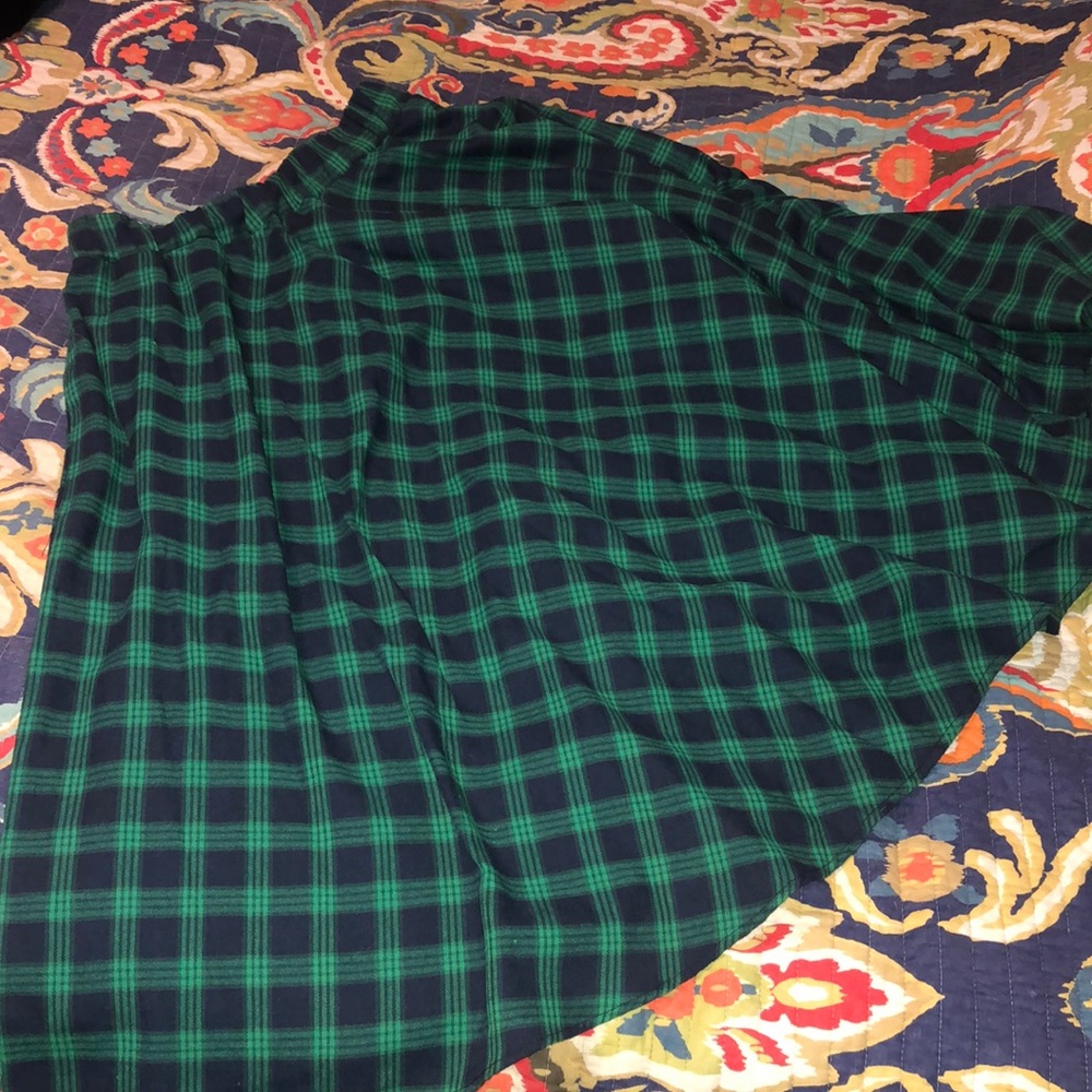 Cute plaid midi skirt XL!